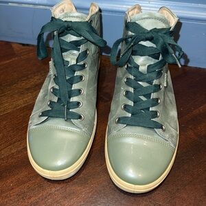 Ecco Green High-Top Sneakers